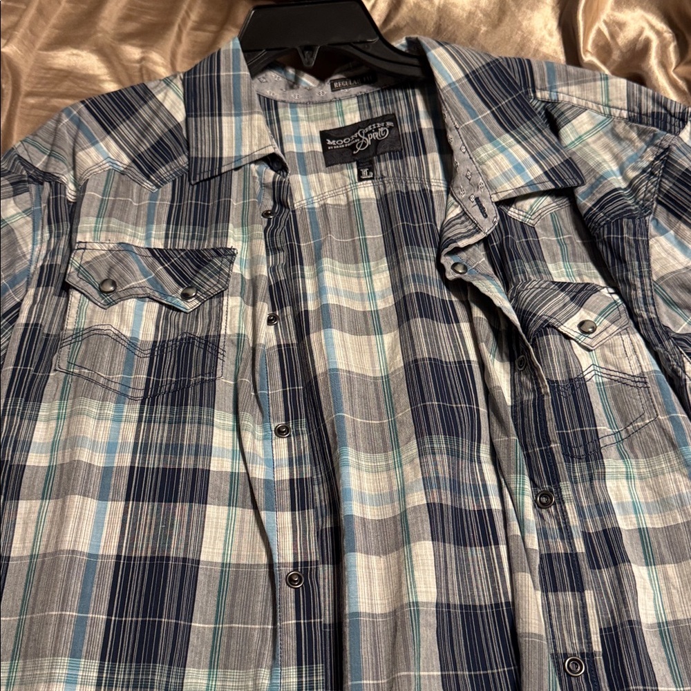 Wrangler Blue and White Plaid Shirt